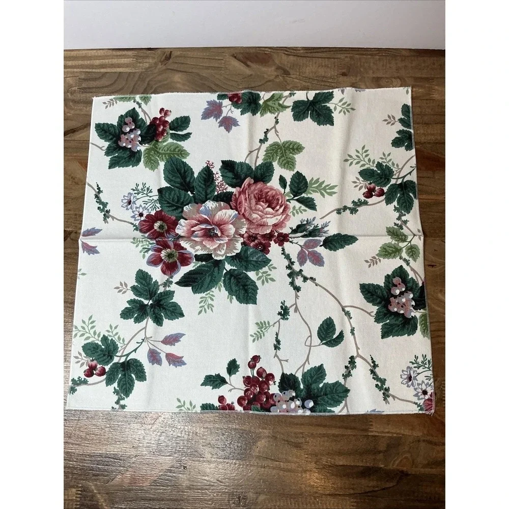 Vintage Style Rose Floral Cloth Napkins Set of 4 Cottagecore Table Linens